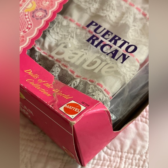 Puerto Rican Barbie dolls of the world NEW BOX AS IS READ - Picture 4 of 4